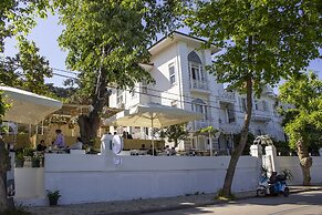 Ikigai Hotel Villa Rifat