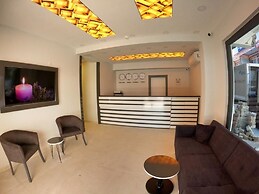 Avsa Extra Vagant Hotel