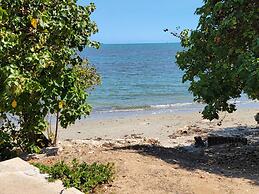 Bayfront Villas and Apt