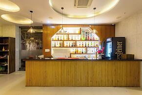 The SR Hotel