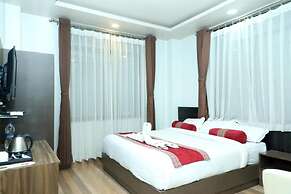 The SR Hotel