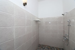 Corbett Comfort Lodge