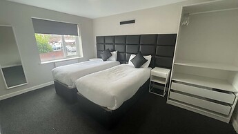 Mays Apartments