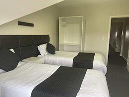 Mays Apartments