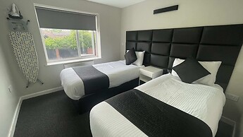 Mays Apartments