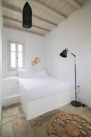 Enea Tinos by TinosHost