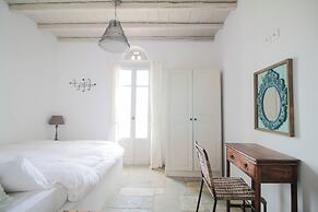 Enea Tinos by TinosHost