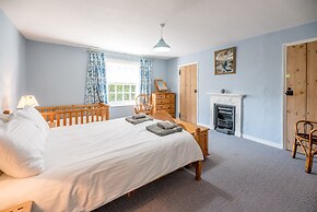 Baxter House, Wangford
