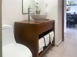 AMARA Beachfront Apartments by The Sea