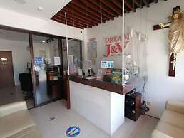 OYO 869 Jnv Dream Hotel