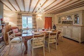 46 Ivy Cottage