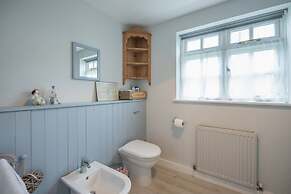 46 Ivy Cottage