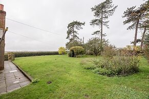 46 Ivy Cottage