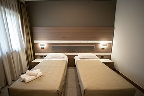 Building Hotel