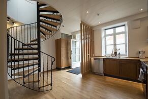Stylish two floor Deluxe Apartment
