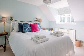 3 The Gables