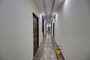 Hotel Premier Noida 135