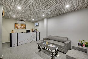 Hotel Premier Noida 135