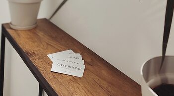 The Easy Rooms