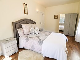 Wisteria Cottage