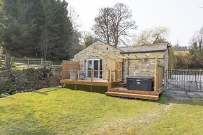 Throstle Nest Farm Lodges