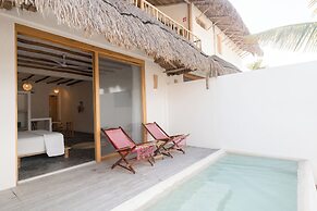 Punta Blanca | Beachfront Boutique Hotel