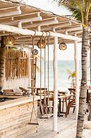 Punta Blanca | Beachfront Boutique Hotel