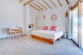 Punta Blanca | Beachfront Boutique Hotel