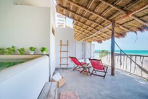 Punta Blanca | Beachfront Boutique Hotel