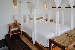 Punta Blanca | Beachfront Boutique Hotel