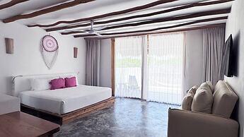 Punta Blanca | Beachfront Boutique Hotel