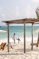 Punta Blanca | Beachfront Boutique Hotel
