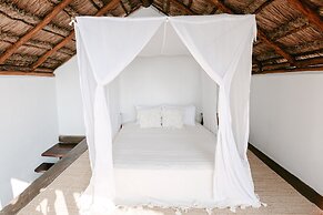 Punta Blanca | Beachfront Boutique Hotel