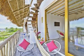 Punta Blanca | Beachfront Boutique Hotel
