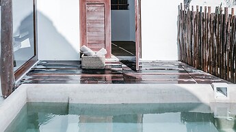 Punta Blanca | Beachfront Boutique Hotel