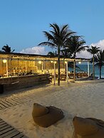Punta Blanca | Beachfront Boutique Hotel