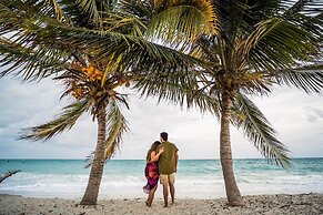 Punta Blanca | Beachfront Boutique Hotel