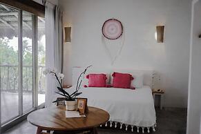 Punta Blanca | Beachfront Boutique Hotel