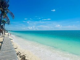 Punta Blanca | Beachfront Boutique Hotel