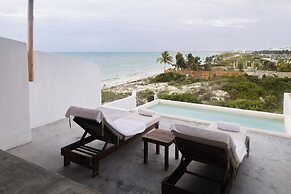 Punta Blanca | Beachfront Boutique Hotel