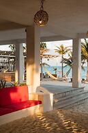 Punta Blanca | Beachfront Boutique Hotel