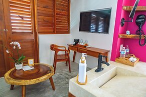 Punta Blanca | Beachfront Boutique Hotel