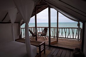 Punta Blanca | Beachfront Boutique Hotel