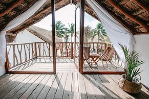Punta Blanca | Beachfront Boutique Hotel