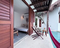 Punta Blanca | Beachfront Boutique Hotel