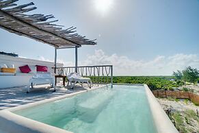 Punta Blanca | Beachfront Boutique Hotel