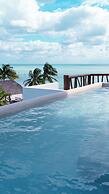Punta Blanca | Beachfront Boutique Hotel