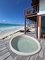 Punta Blanca | Beachfront Boutique Hotel