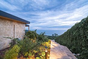 LALOON Luxury Suites - Adults Only