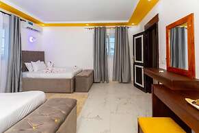 Canary Golden Hotel
